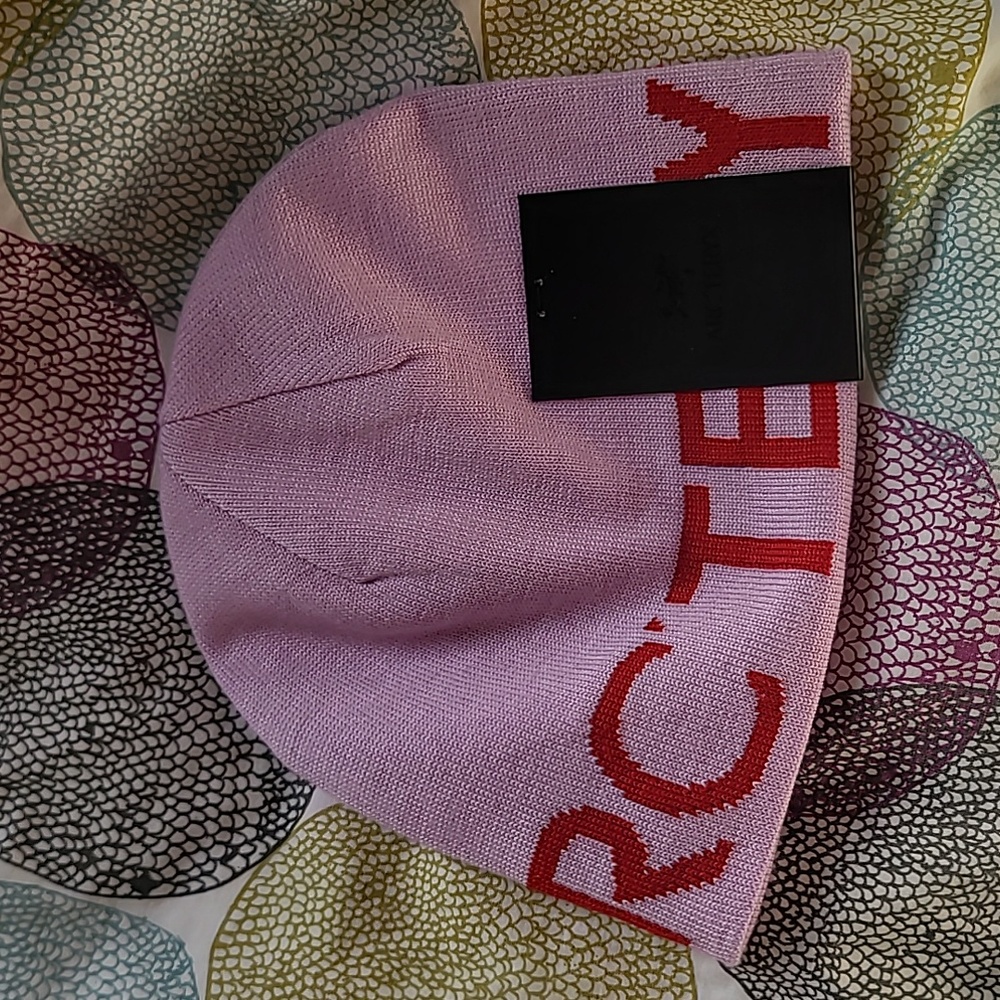 NWT Arc'teryx Beanie